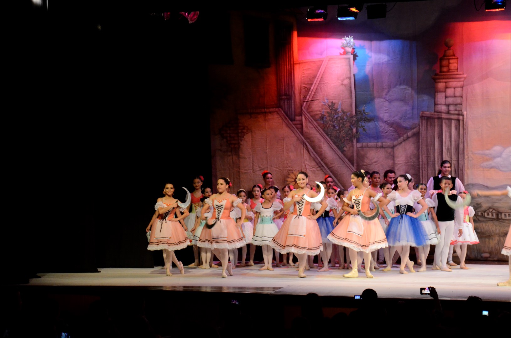 Orquestra Filarmônica de Brasília abre inscrições para oficinas de dança