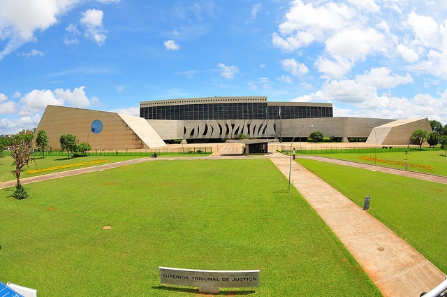 STJ nega habeas corpus ao ex-presidente Lula