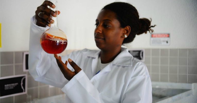 Para impulsionar inovação e pesquisa, Temer assina marco da ciência e tecnologia