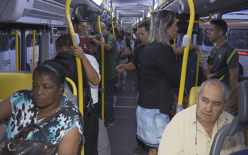 Assédio a mulheres em ônibus aumenta em 62% em Brasília