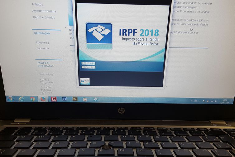 A 2 dias do prazo, 4,9 milhões de contribuintes não entregaram o IR