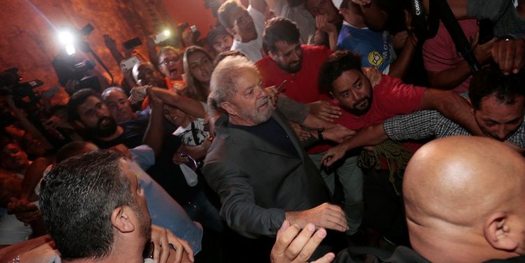 Prefeitura de Curitiba reitera pedido de transferência de Lula da PF