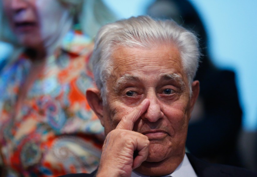 Áudio sobre morte de Roriz viraliza, mas ex-governador passa bem