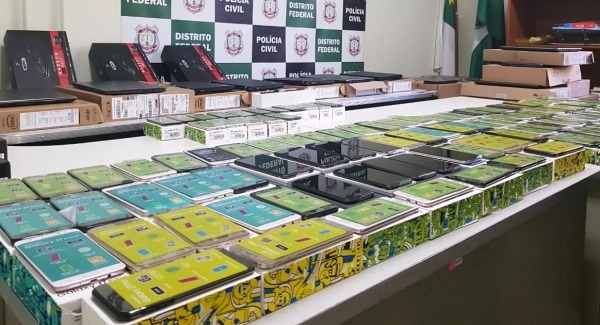 Polícia Civil do DF desarticula grupo que aplicava golpes milionários pela internet