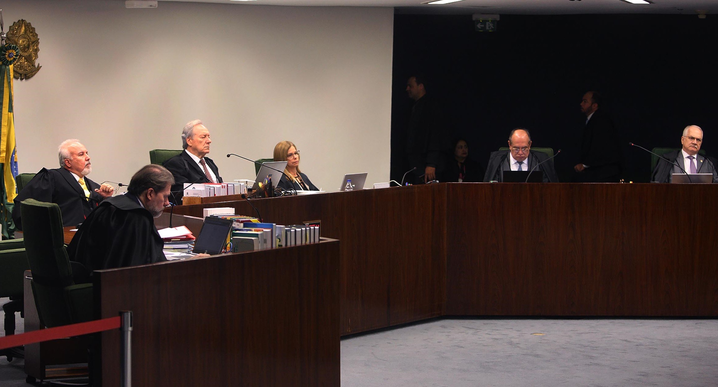 STF decide soltar José Dirceu e João Cláudio Genu