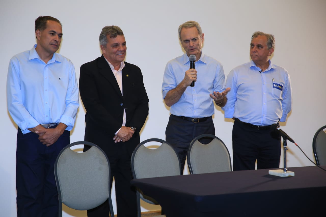 Paulo Octávio declara apoio a Fraga, Izalci e Hélio Queiroz