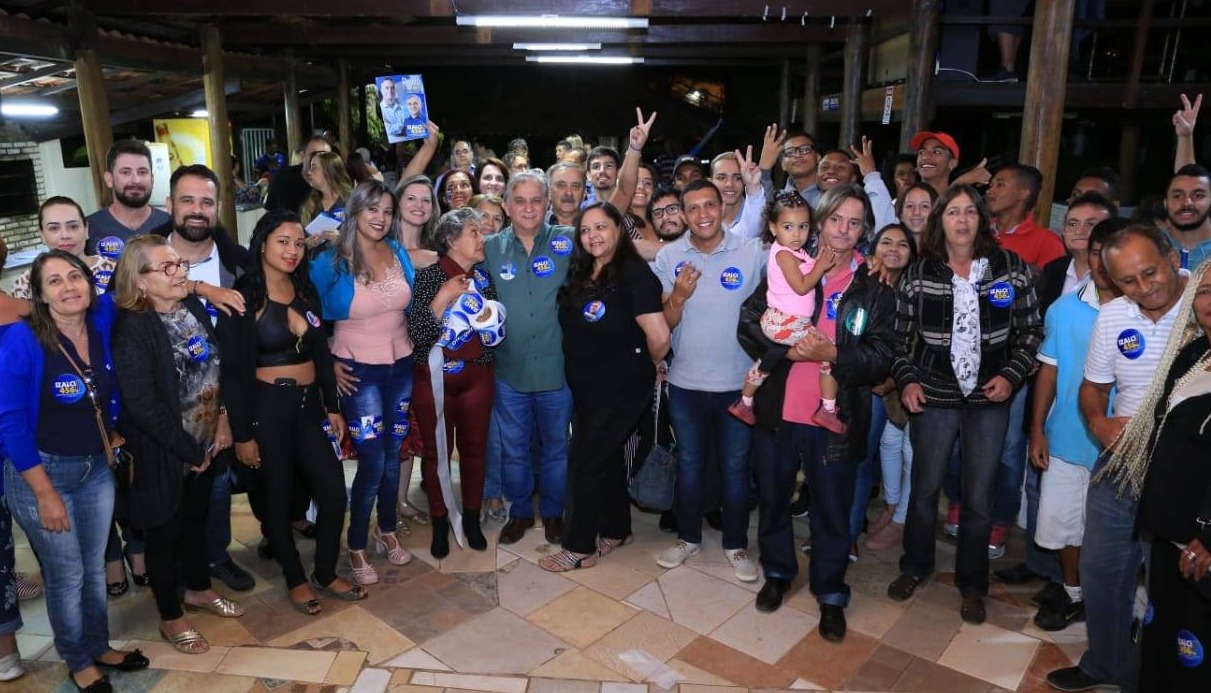 Izalci ouve reivindicações de moradores do Guará pelo projeto Todos pelo DF