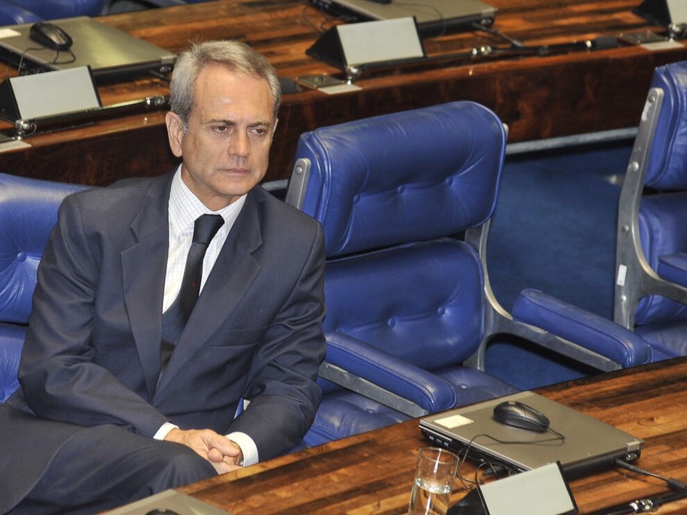 Paulo Octávio desiste de concorrer ao Senado