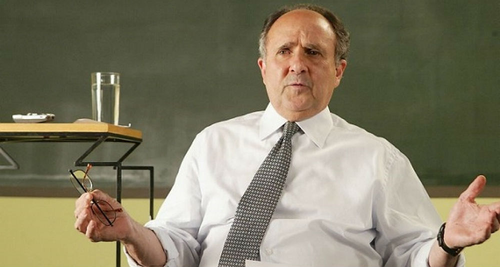 Cristovam Buarque: o passado bate à porta