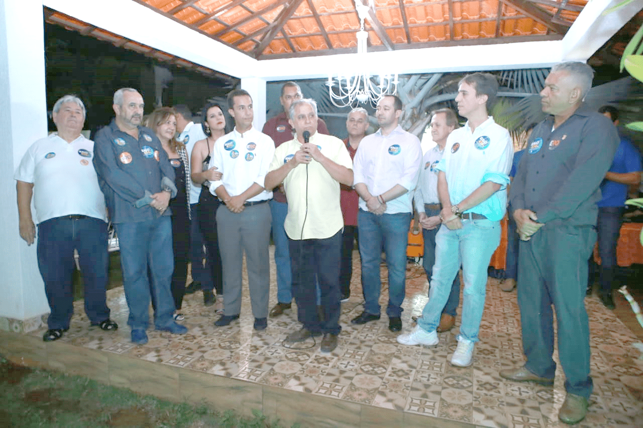 Izalci recebe apoio do PHS