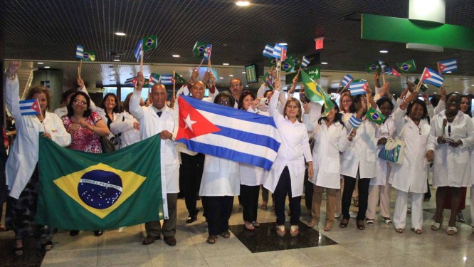 Opinião – Onde Bolsonaro errou ao fazer críticas pontuais ao programa Mais Médicos?