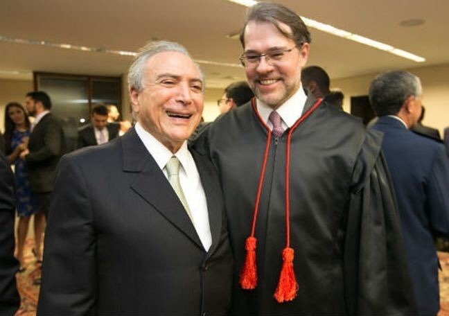 Temer tem até dia 29 para vetar ou sancionar o aumento dos ministros do STF