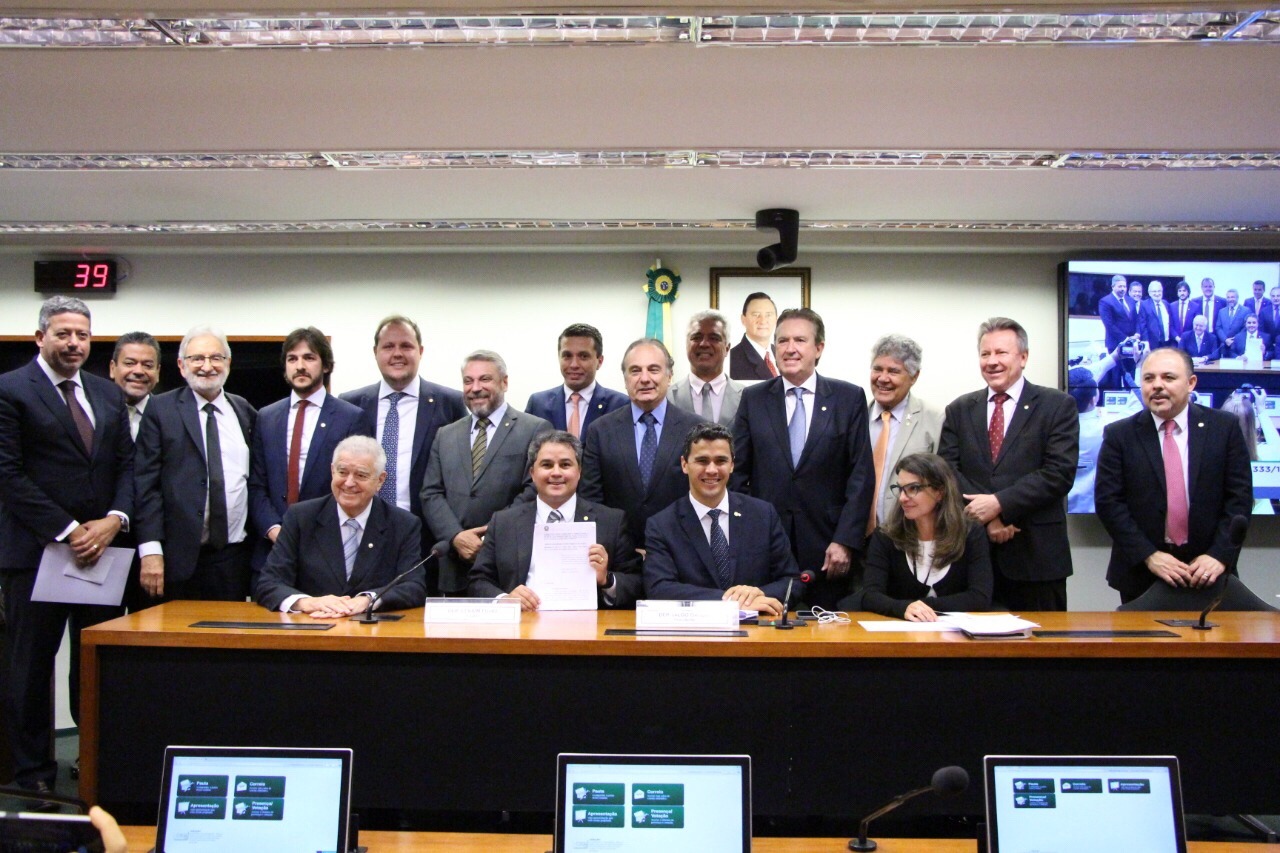 PEC do Fim do Foro Privilegiado é aprovada pela Comissão da Câmara dos Deputados