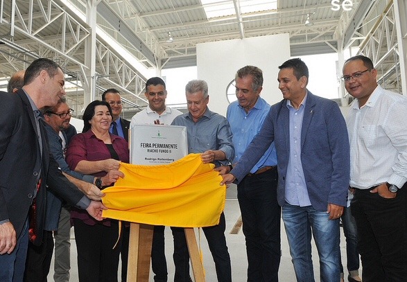Rollemberg promove solenidade de entrega da Feira do Riacho Fundo II que não tem licença para funcionar