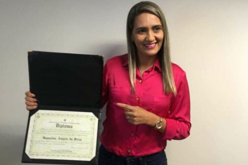 Jaqueline Silva é diplomada pelo TRE/DF que comunica à CLDF cancelamento do diploma de Telma Rufino
