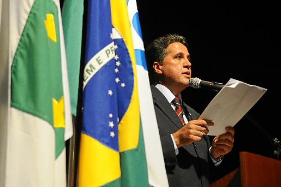 Fernando Leite seguirá firme no comando da Caesb, segundo advogado