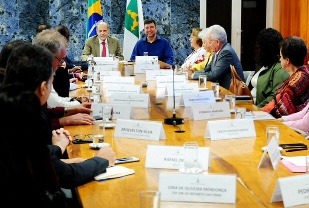 Gestores discutem futuro da educação no DF