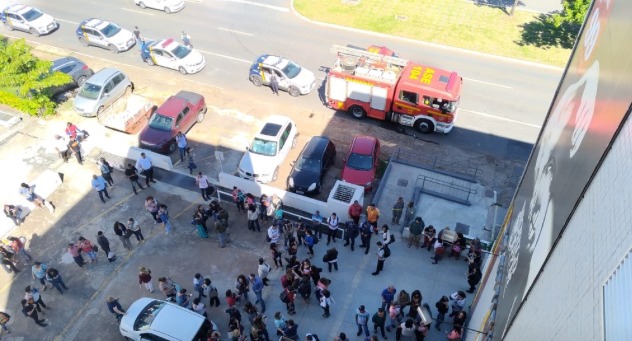 Policial civil invade Secretaria de Educação do DF e mata servidora