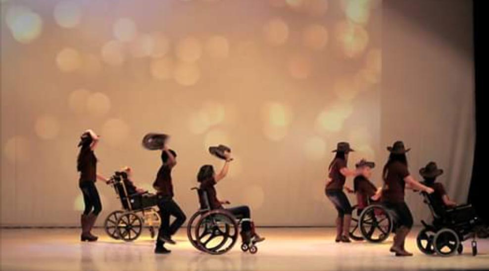 Festival Avivarte apresenta o espetáculo Dançando com as Crianças