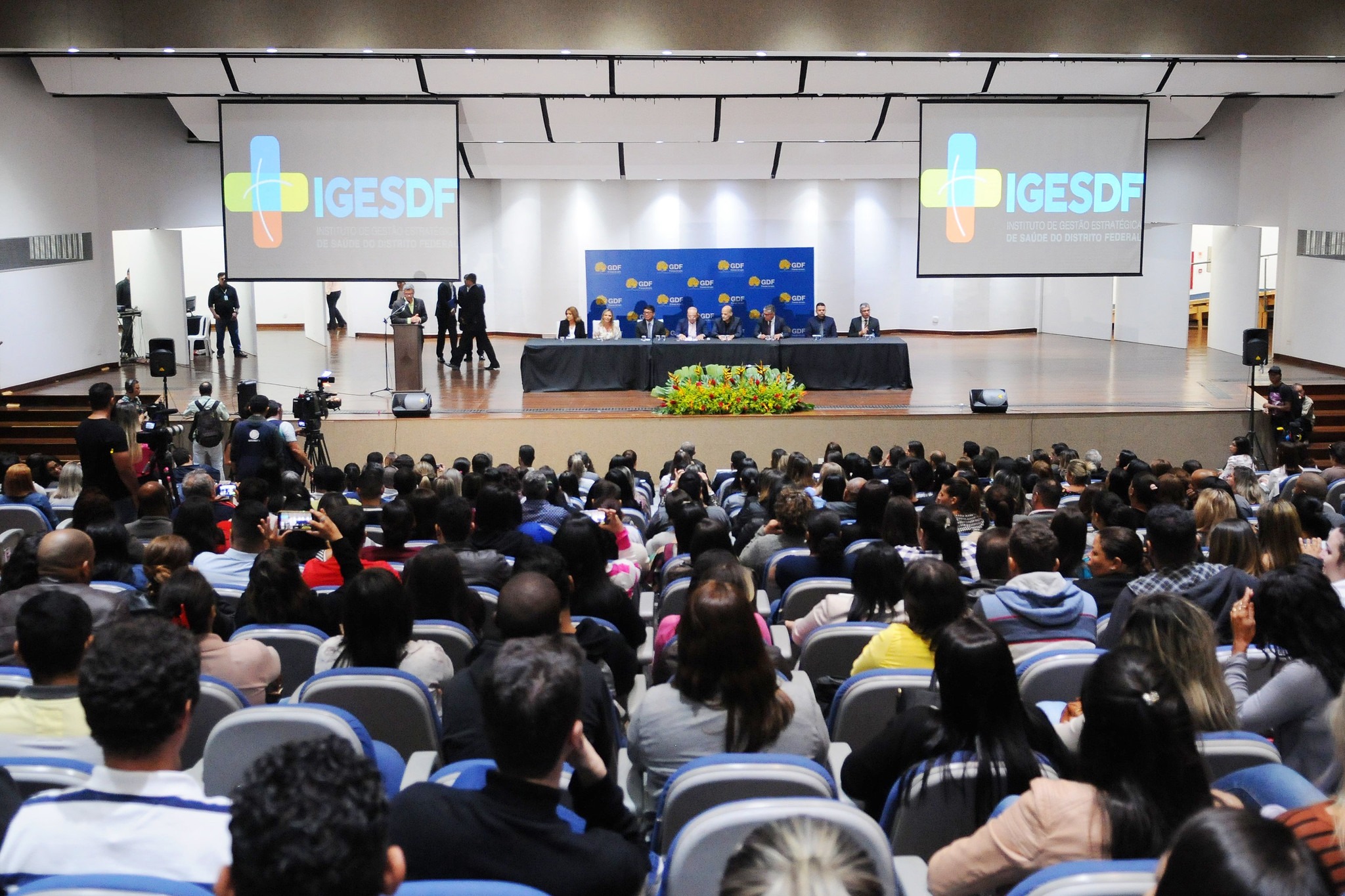 500 profissionais reforçam saúde do DF