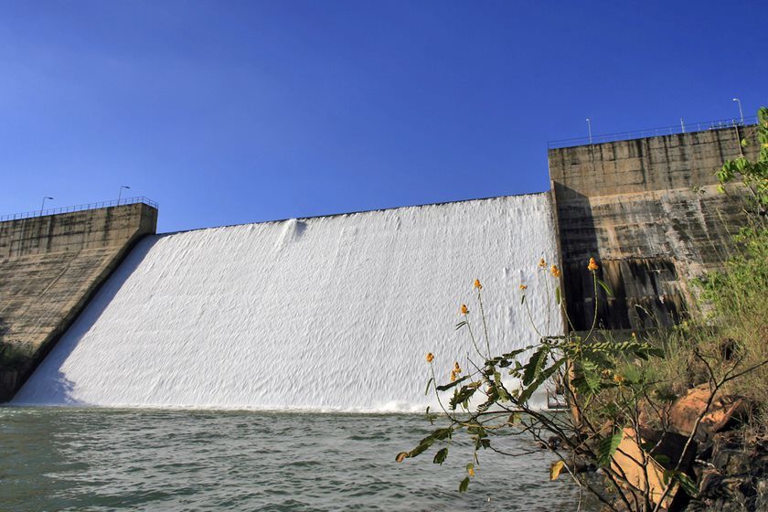Conta de água fica mais cara neste mês de junho com reajuste de 5,56%