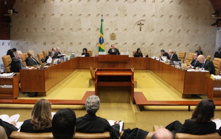 Resultado de imagem para JuÃ­zes auxiliares querem ganhar mais do que ministros do STF