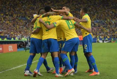 Brasil bate o Peru no Maracanã e vence a Copa América pela nona vez