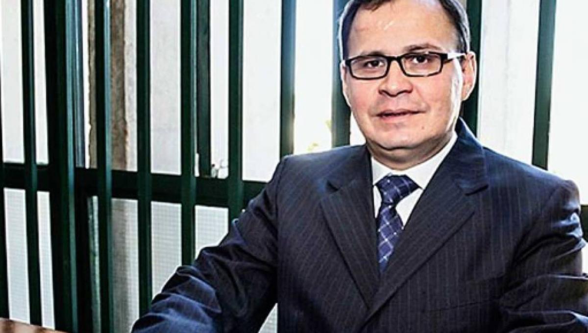 Juiz mantém hackers suspeitos de invadir celulares de autoridades presos