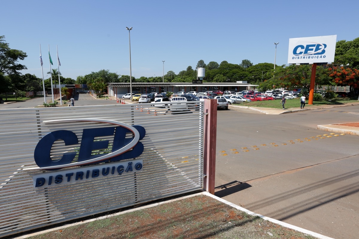 GDF dá o primeiro passo para privatizar a CEB