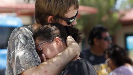 EUA sofre dois ataques de atiradores em menos de 24 horas; pelo menos 29 morreram