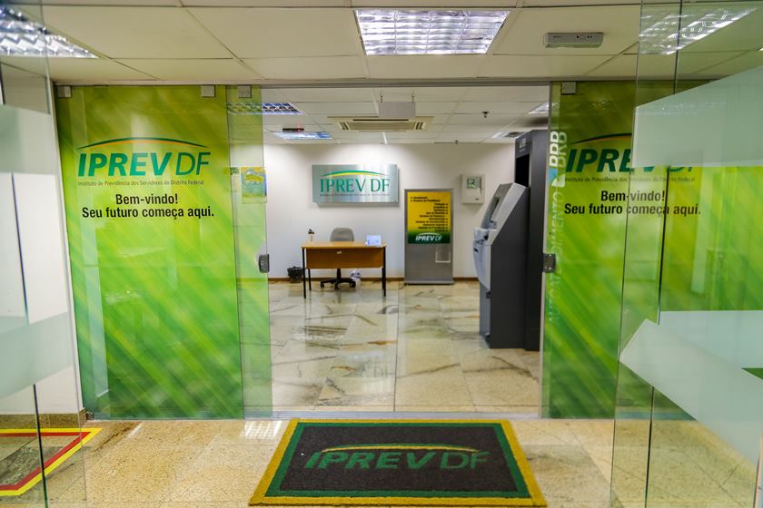 GDF economiza R$ 250 milhões com recadastramento previdenciário