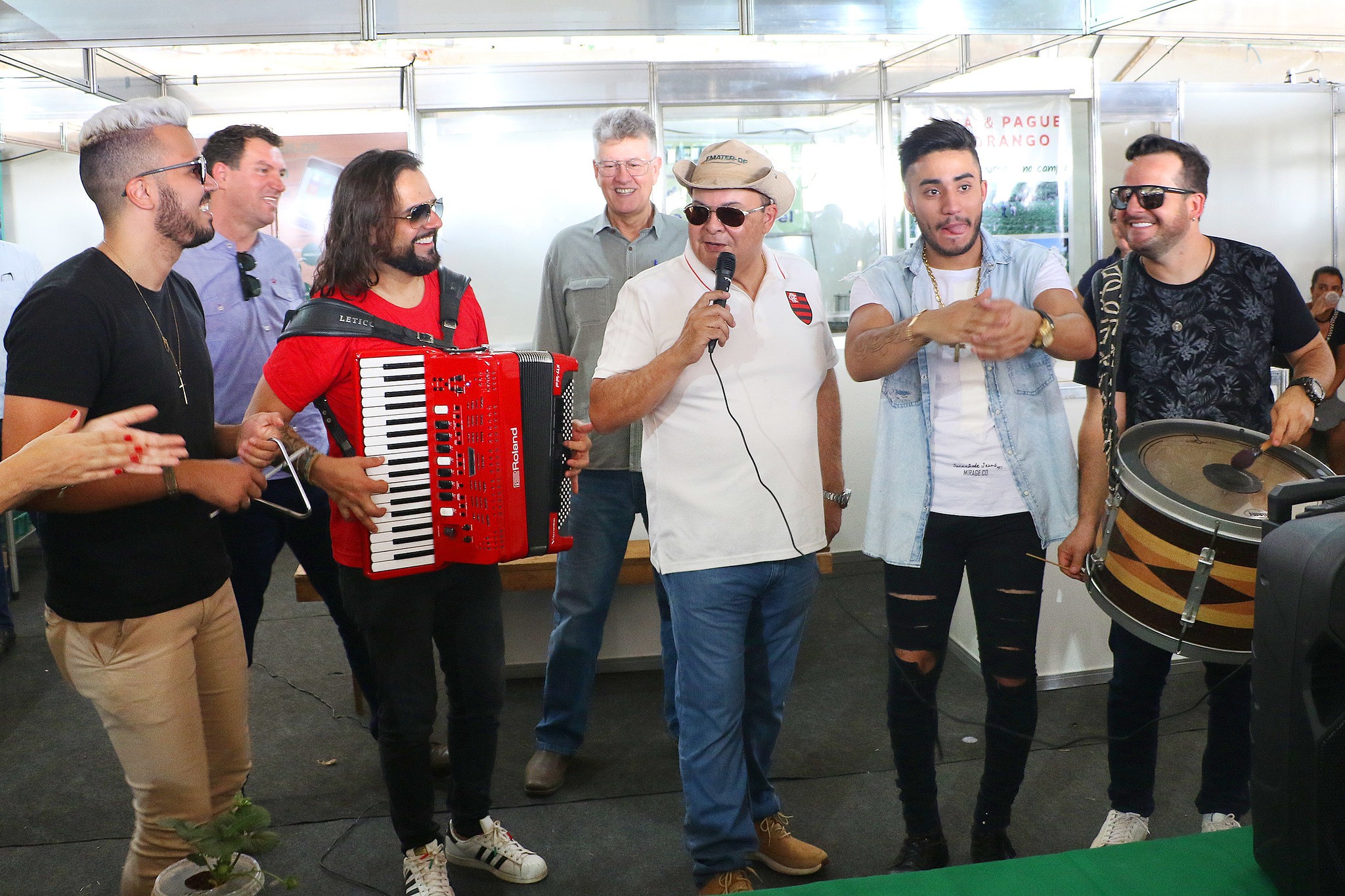 Ibaneis Rocha anuncia criação de parque agropecuário em Brazlândia