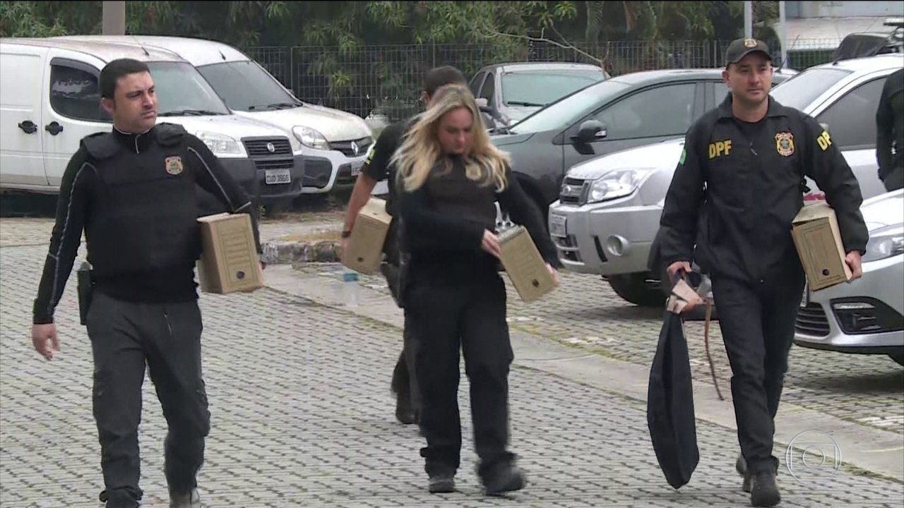 Fraudes no Fies e vendas de vagas em cursos de medicina são investigados pela PF