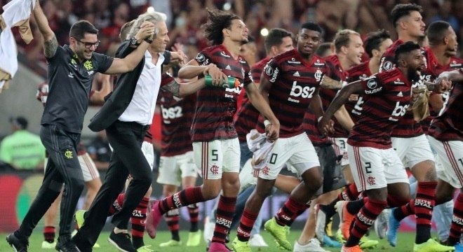 LIBERTADORES | Flamengo atropela o Grêmio e vai à final