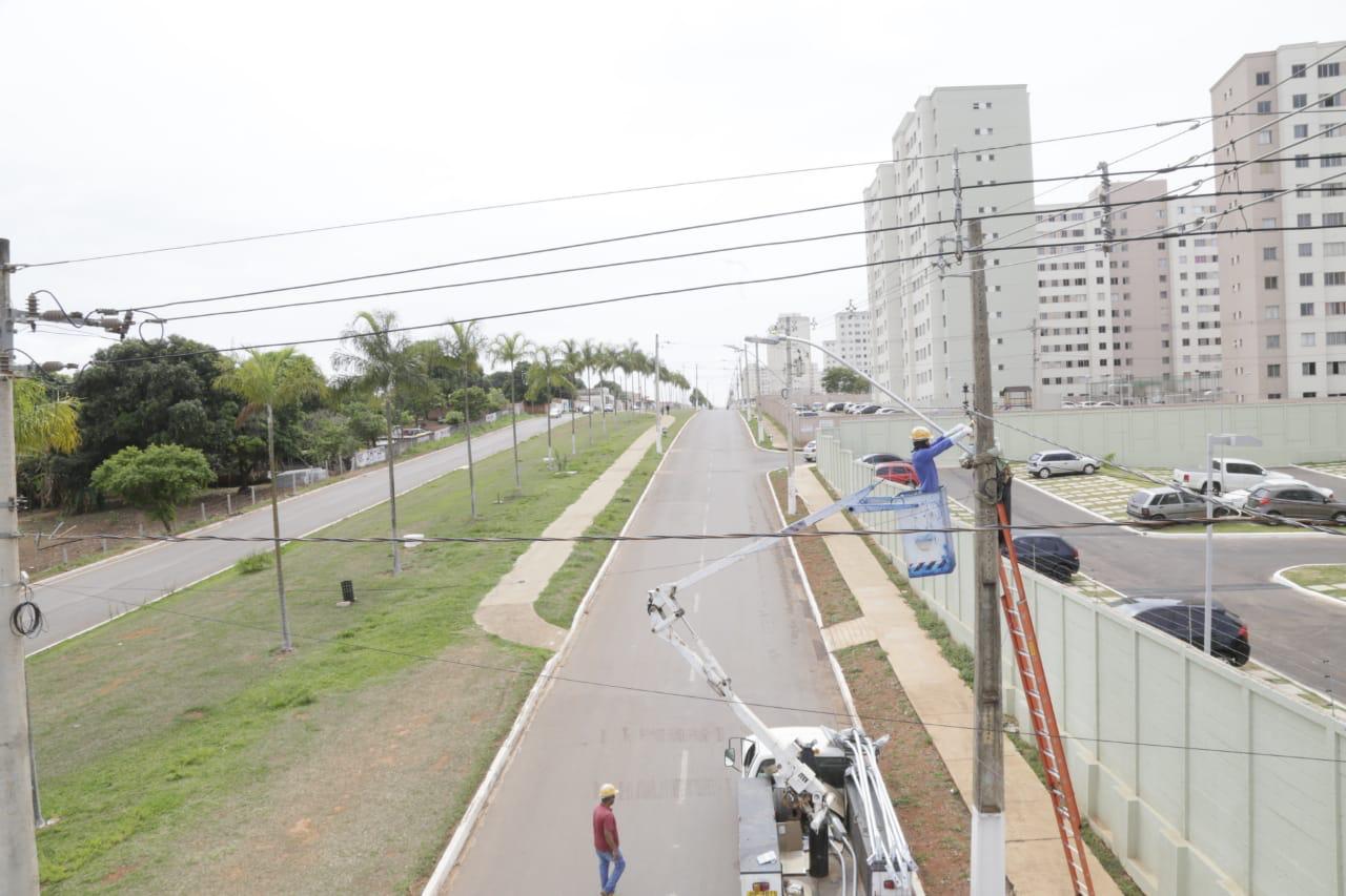 VALPARAÍSO DE GOIÁS | Pábio Mossoró promove melhorias na iluminação pública da cidade
