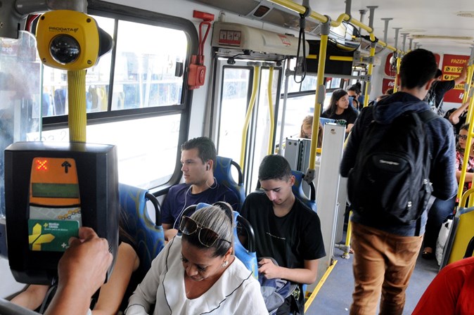TRANSPORTE PÚBLICO | BRB assume processamento do Sistema de Bilhetagem Automática Usuários terão acesso a 73 lojas e aplicativo para recarga e consultas