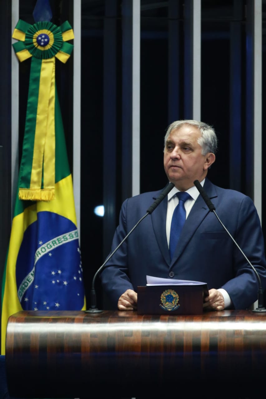 MAIS QUALIDADE | Izalci defende melhorias no ensino para que estudantes tenham mais oportunidades no mercado de trabalho