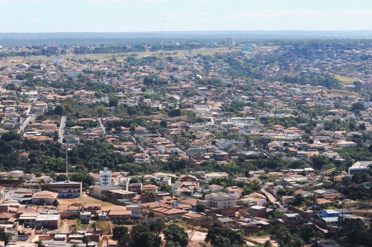 ATÉ QUE ENFIM | GDF baixa normas para legalizar ocupações