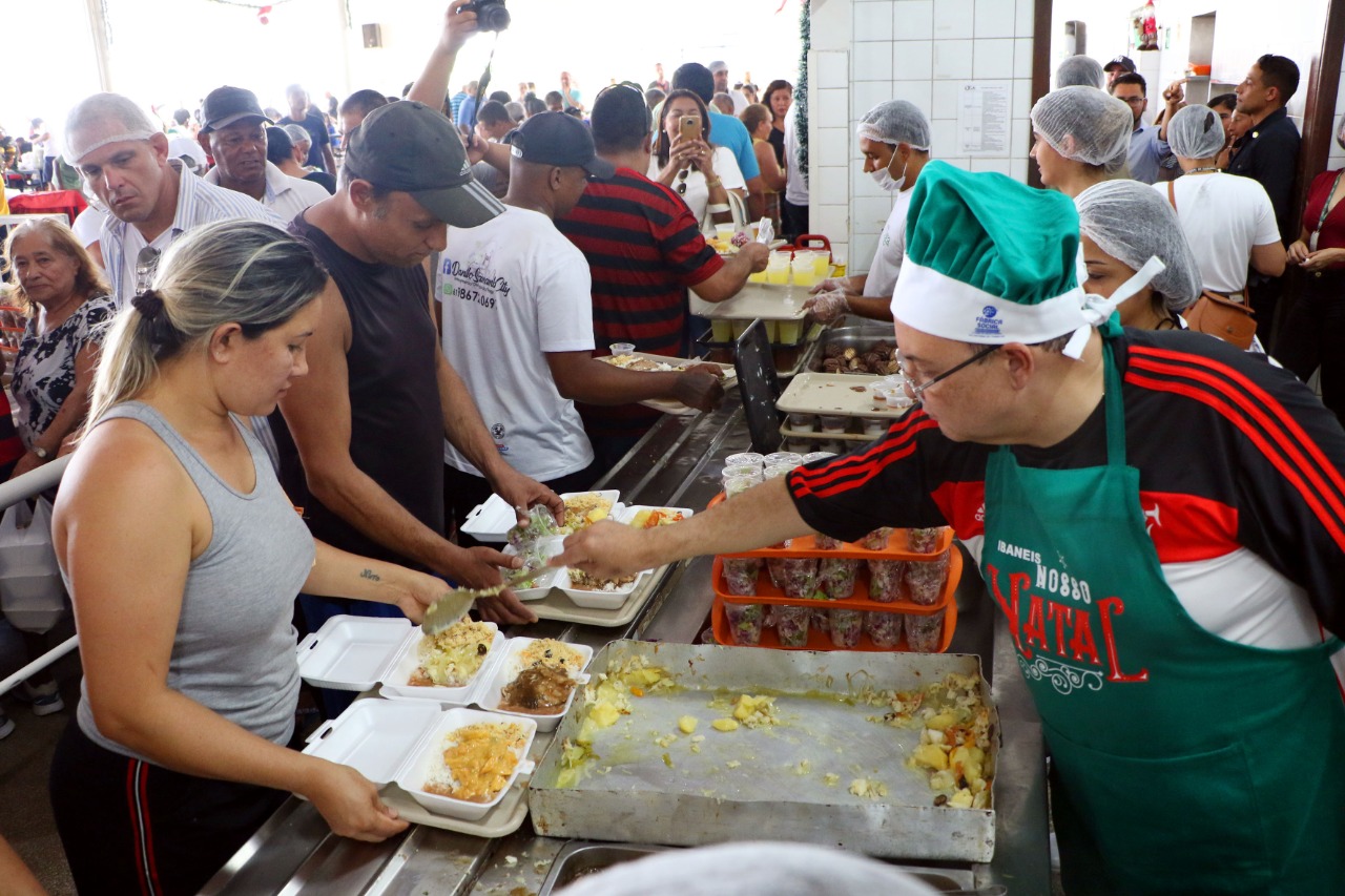 CIDADANIA | Nosso Natal serve 46 mil refeições em 14 restaurantes comunitários