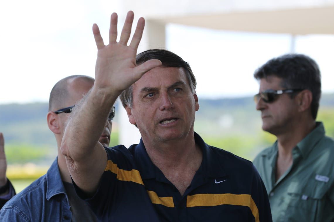 PACOTE ANTICRIME | Bolsonaro diz que vetará aumento de pena para injúria na internet