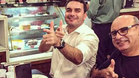 BUSCA E APREENSÃO | Queiroz e ex-assessores de Flávio Bolsonaro são alvos do MP