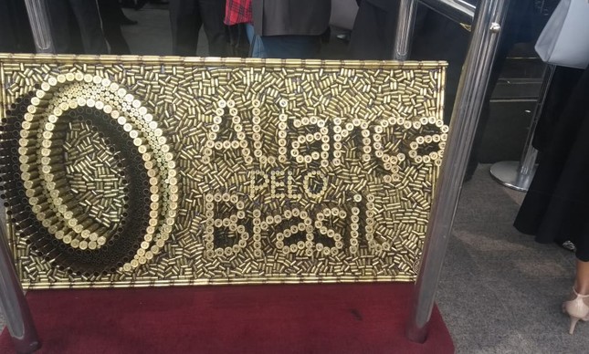 MOVIMENTAÇÃO | Aliança traça plano para tirar políticos de outros partidos