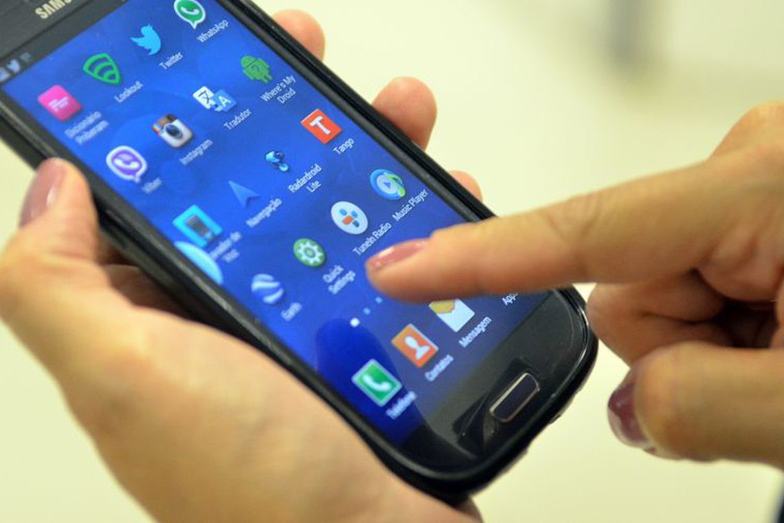 PESQUISA | Smartphones usados em excesso prejudicam crianças