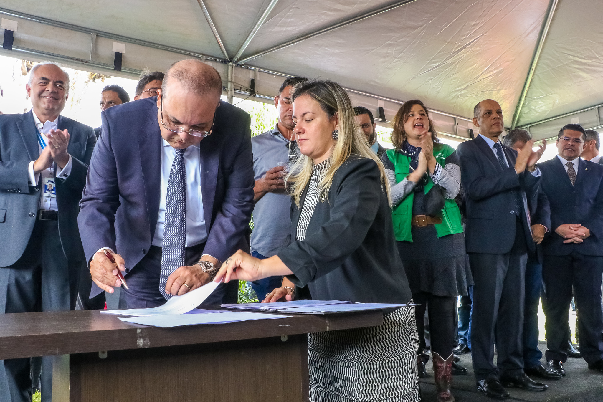 PRIMEIRO DE TRÊS | GDF anuncia pacote de obras para construir escolas, unidades de saúde e recuperação de vias