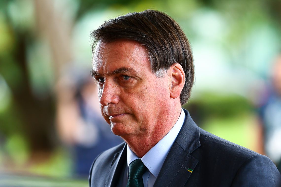 NINGUÉM QUER CEDER | Bolsonaro vê dificuldades na aprovação de reforma tributária no Brasil