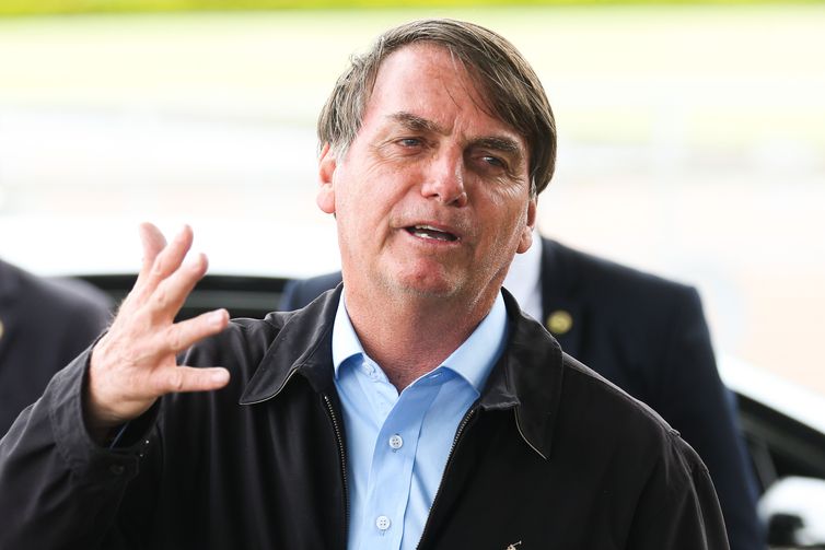 INADMISSÍVEL | Bolsonaro anuncia demissão de nº 2 da Casa Civil por uso particular de avião da FAB