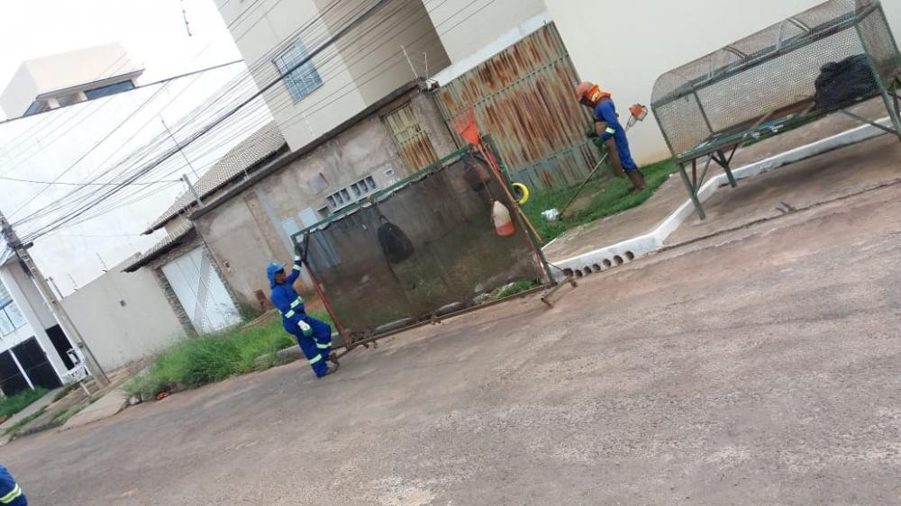 VALPARAÍSO | Prefeitura intensifica as ações de limpeza urbana na cidade