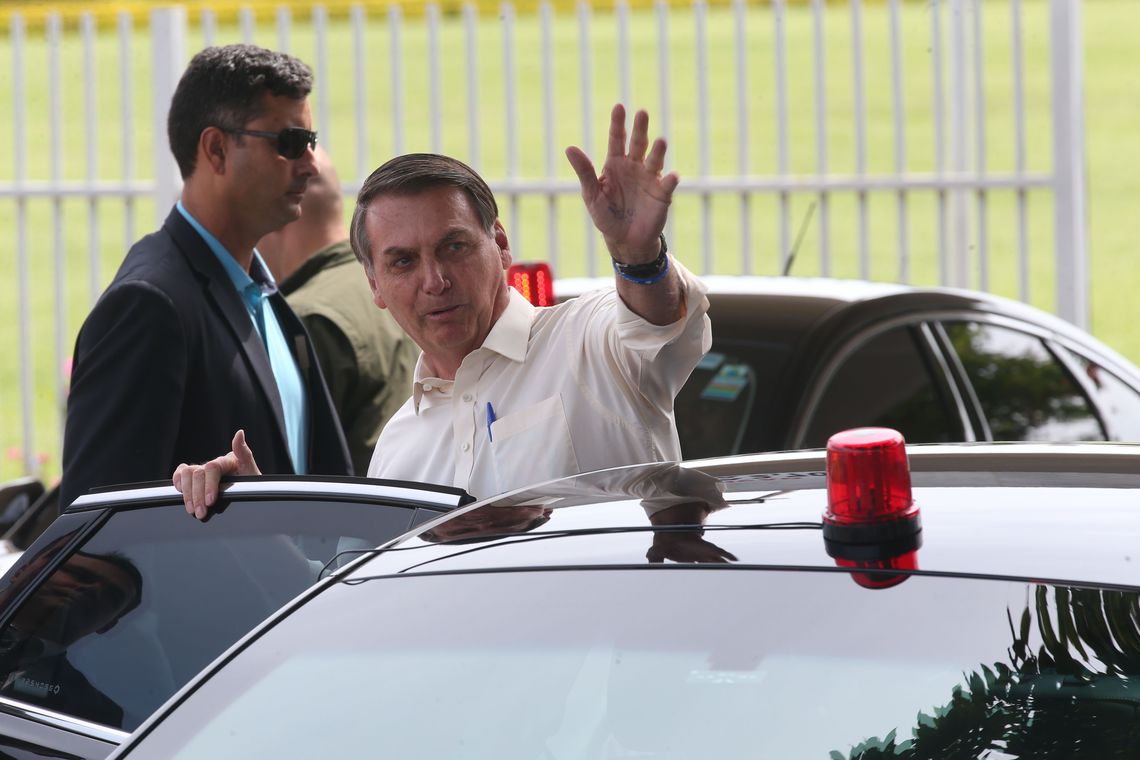 AINDA INDEFINIDO | Bolsonaro diz que é preciso preparar a população quanto ao fundo eleitoral