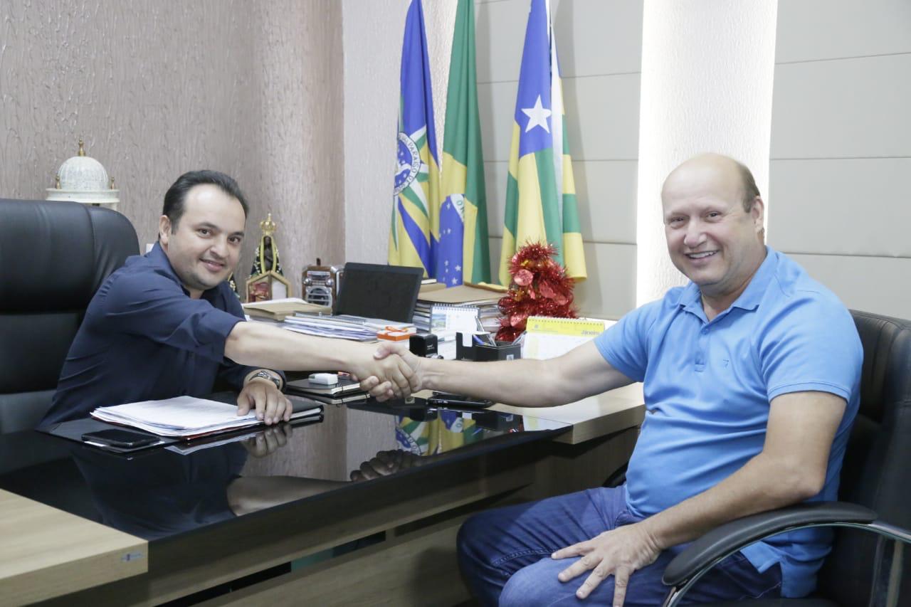 VALPARAÍSO | Pábio Mossoró pediu e o deputado Célio Silveira destinou R$ 1,8 milhão para construir escola