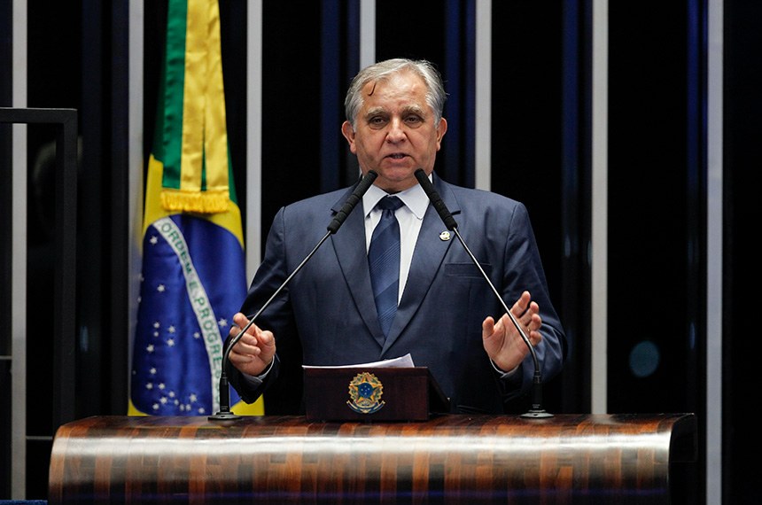 VOTAÇÃO NO CONGRESSO | Izalci pede celeridade na tramitação do reajuste salarial de policiais civis, PMs e bombeiros do DF